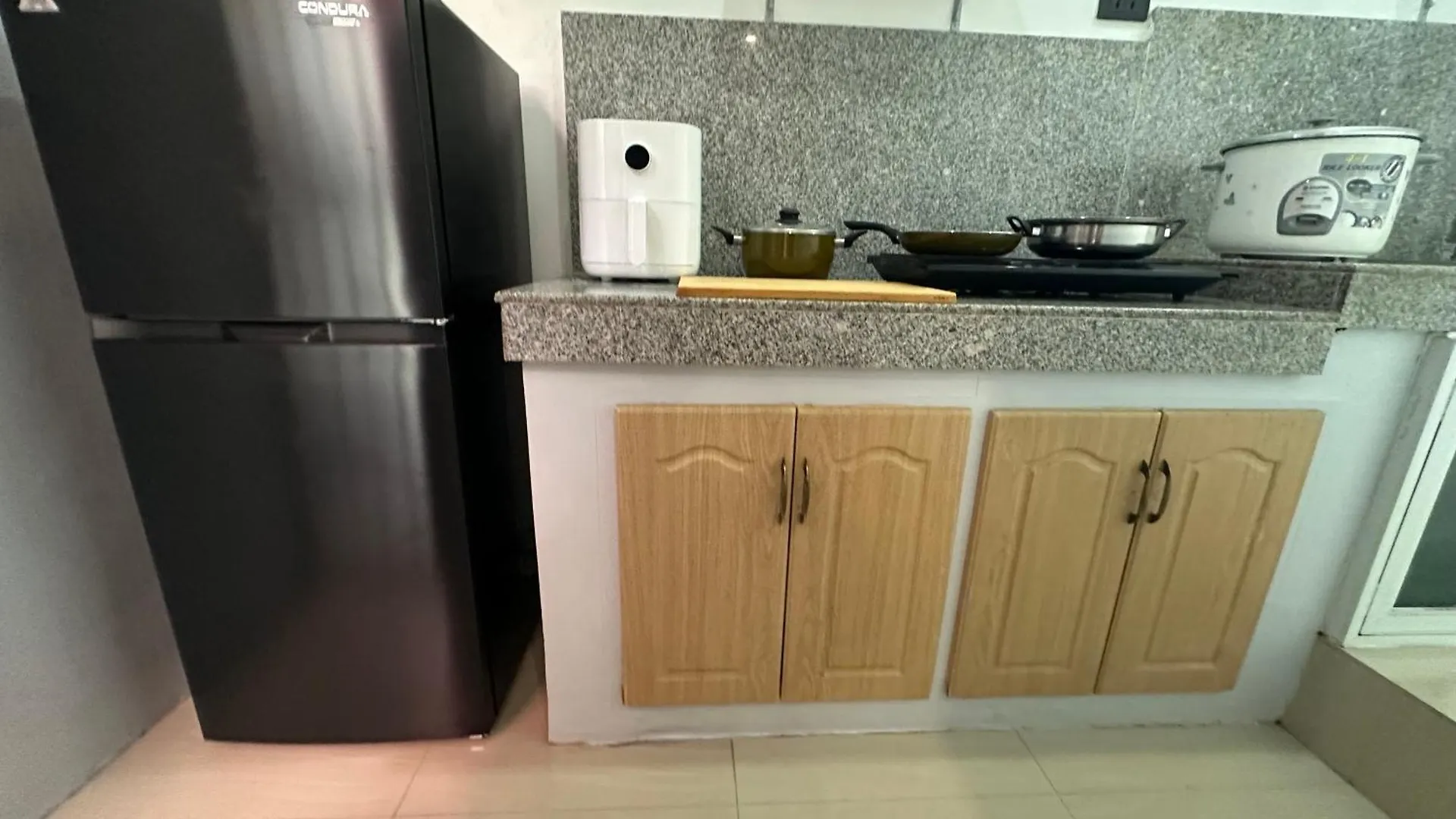 Semesterbostad Blackrock Luxury Downtown Home Near Sm Ecoland Roxas Coastal Road Davao City Filippinerna
